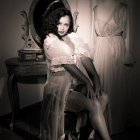 Aria Giovanni - Vanity Mirror