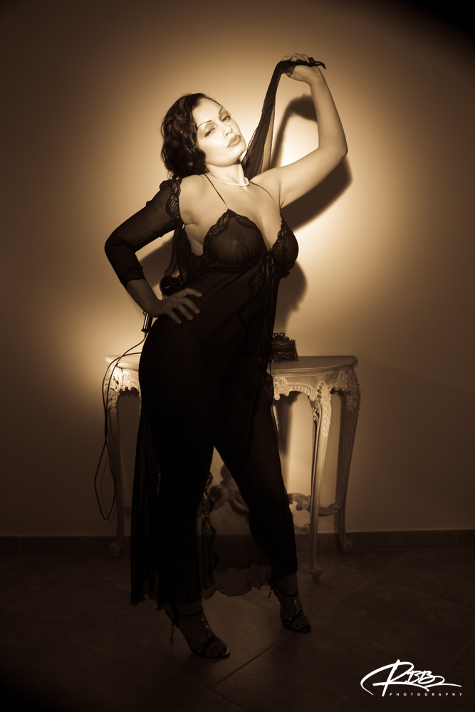 Aria_Giovanni-_Vintage_Telephone_-29