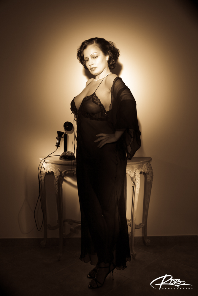 Aria_Giovanni-_Vintage_Telephone_-53