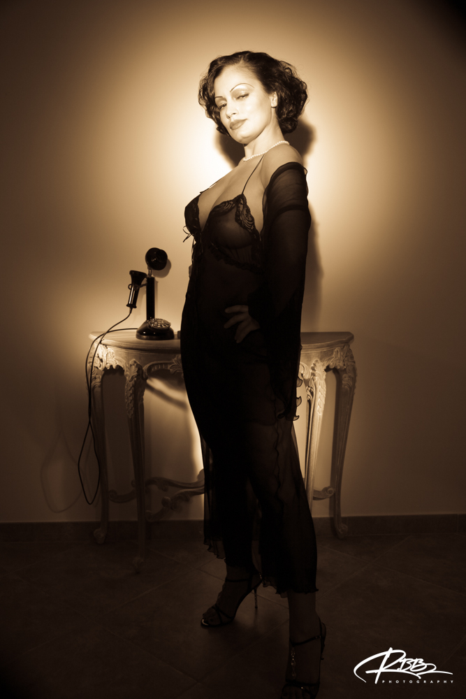 Aria_Giovanni-_Vintage_Telephone_-54