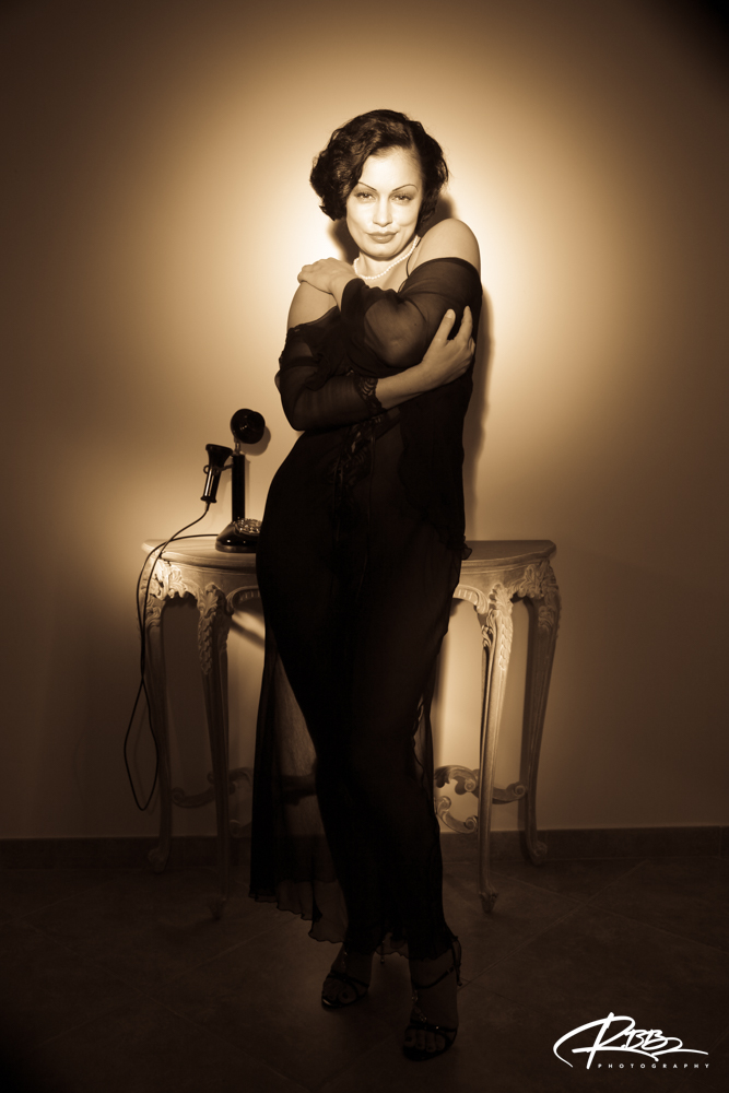 Aria_Giovanni-_Vintage_Telephone_-58